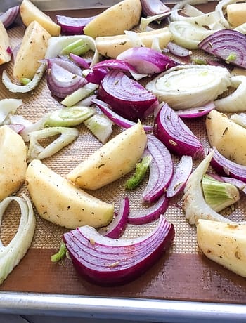 Roasted Apples and Fennel with Red Onion
